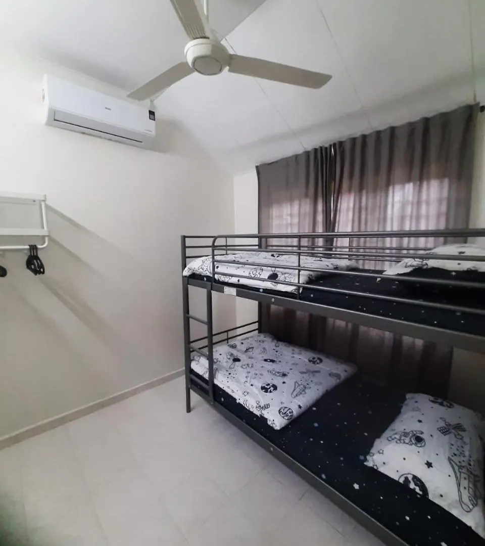 Cozy Aizhome Balik Pulau Casa de Férias